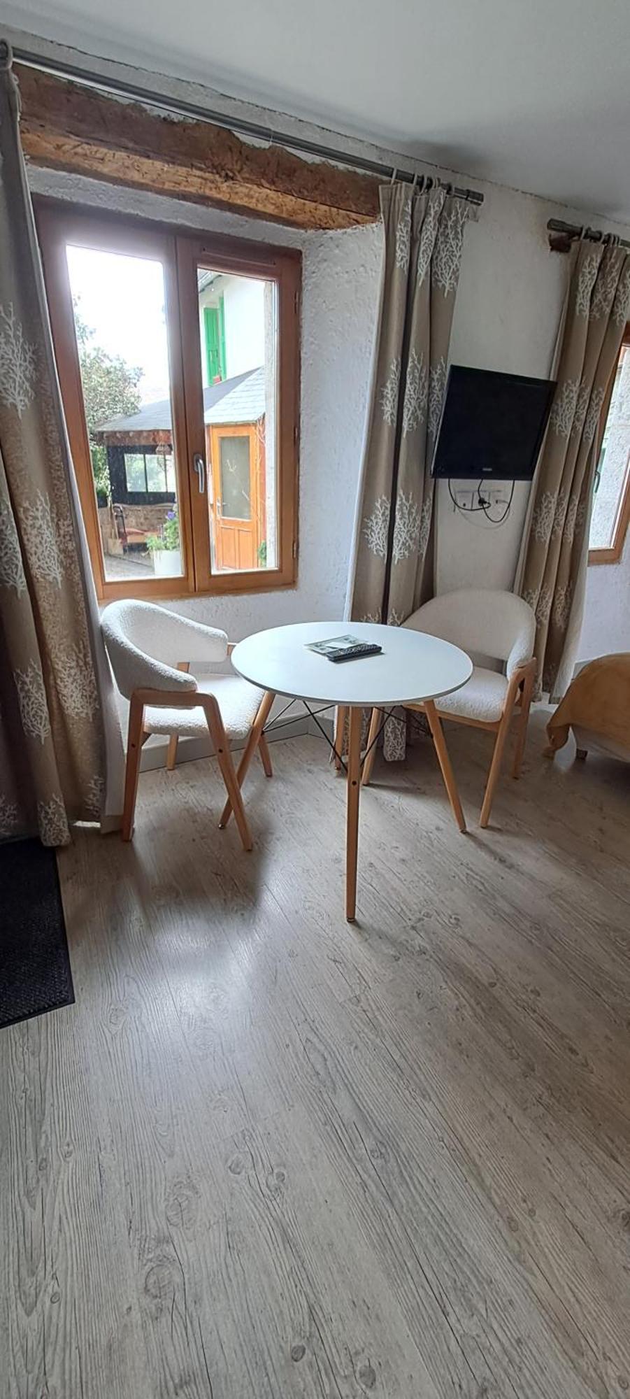 Le Grenier Des Moineaux Bed and Breakfast Font-Romeu-Odeillo-Via Buitenkant foto
